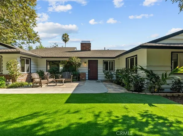 400 W Carter Ave, Sierra Madre, CA 91024