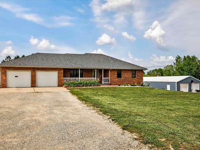 13190 262nd Rd, Holton, KS, 66436