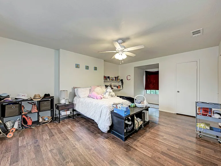 3102 Cedar St — Photo 29