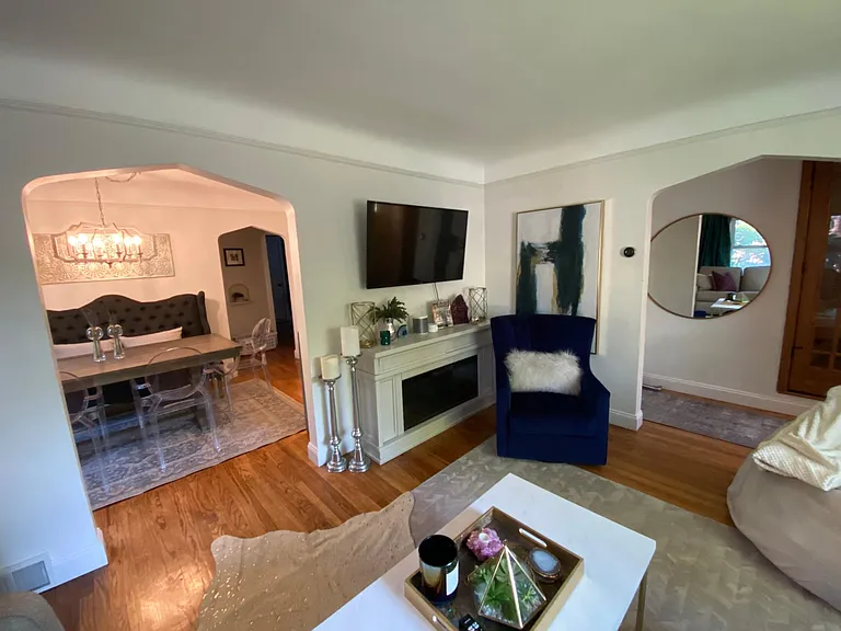 805 Pearson St — Photo 6