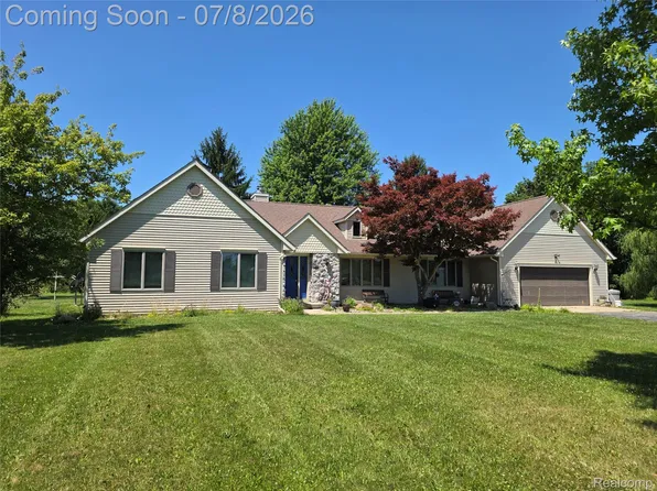 3581 N Burkhart Rd, Howell, MI 48855