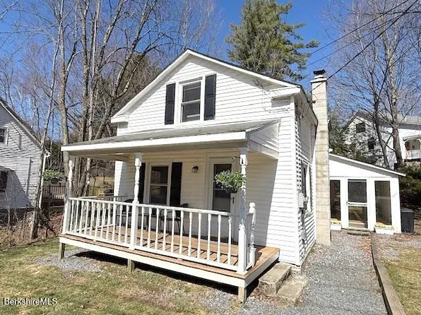 33 Hancock Rd, Williamstown, MA 01267