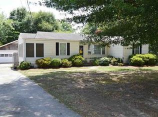 208 Don Dr, Greenville, SC 29607