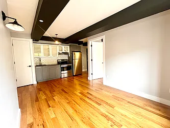 Rented by MADEHOME
