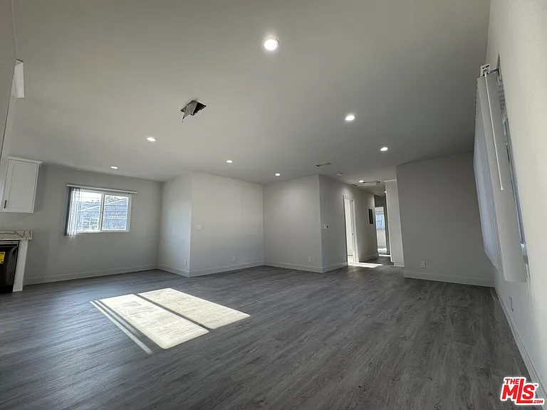 1145 S Holt Ave #8 — Photo 11