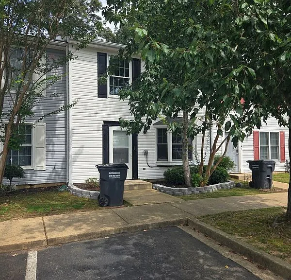 45834 Wolftrap Way — Photo 1