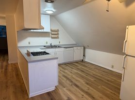 3436 S Delaware Ave, Milwaukee, WI