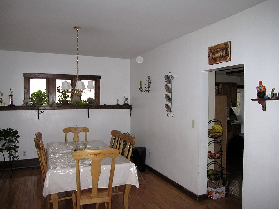hardwood floors thru-out
