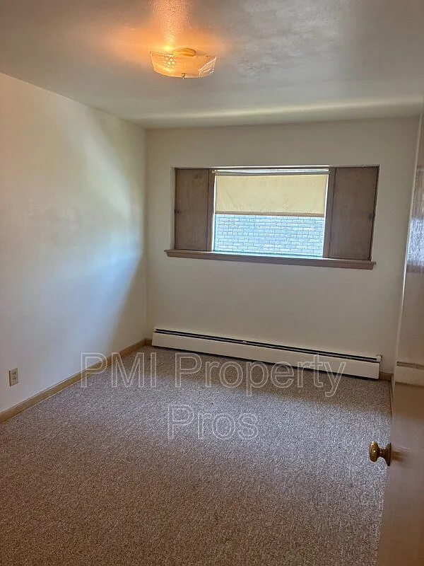 1 bed, 1.0 bath, $800 — Photo 2