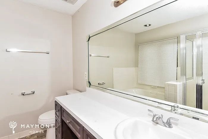 106 Ascot Ct — Photo 8