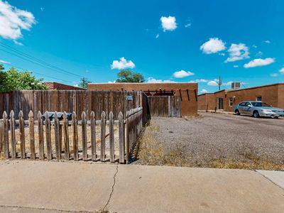 207 Vermont St NE, Albuquerque, NM, 87108