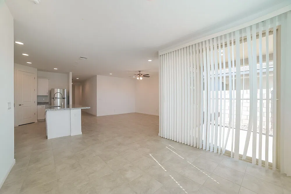 4 bed, 2.0 bath, 1810 sqft, $2,200 — Photo 4