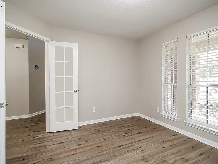 14635 Lothbury Dr — Photo 12