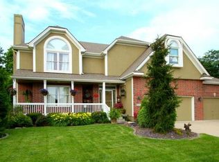 3924 SW Granite Ln, Lees Summit, MO 64082