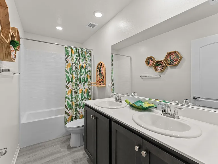 5428 Meridian Pl — Photo 17