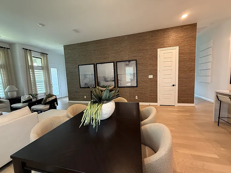 4916 Dickens Landing Dr — Photo 31