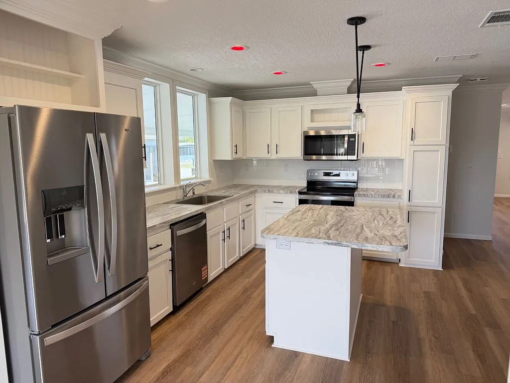 3 bed, 2.0 bath, 1564 sqft, $1,499 — Photo 4
