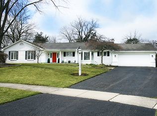 118 Stuarton Dr, Wheaton, IL 60189