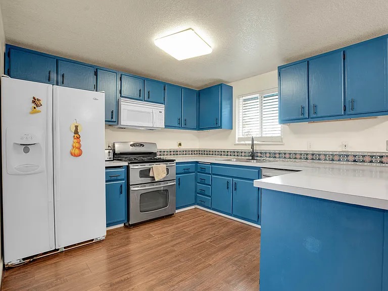 5550 SE Foxfire St — Photo 7
