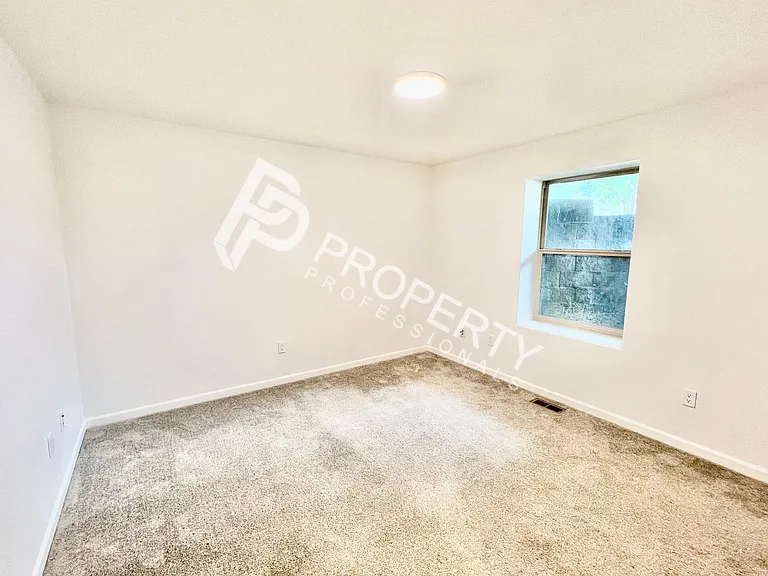 94 Castle Ridge Dr — Photo 15