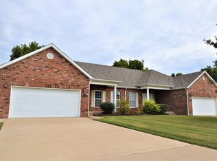1014 Southgate Cir, Carl Junction, MO 64834