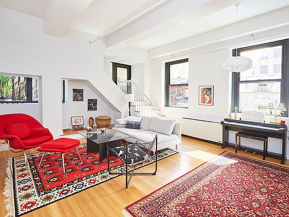 3rd image of 365 Bridge St APT 2P