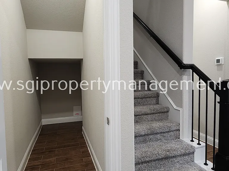 3121 Galveston St — Photo 11