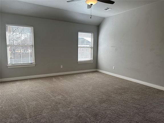 5th image of 505 Buffalo Gap Dr