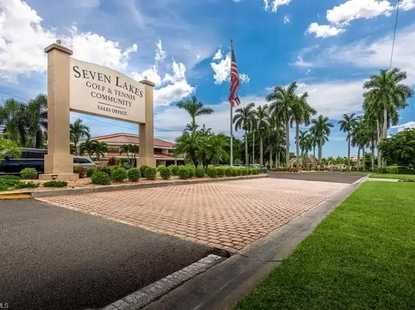 1724 Pine Valley Dr APT 106, Fort Myers, FL 33907