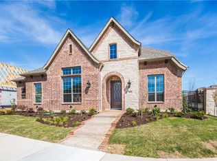 3901 Cathedral Oaks Dr, Arlington, TX 76005