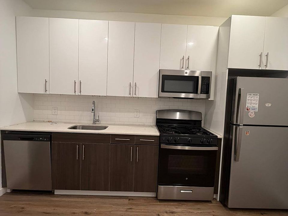 1st image of 47-49 Carroll St #301