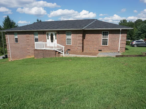 480 Shawnee Dr, Bluff City, TN 37618