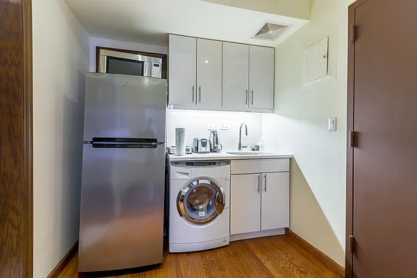 Rented by Townhouse Apartments | media 5