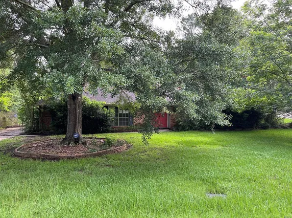 107 Richwood Dr, Hattiesburg, MS 39402