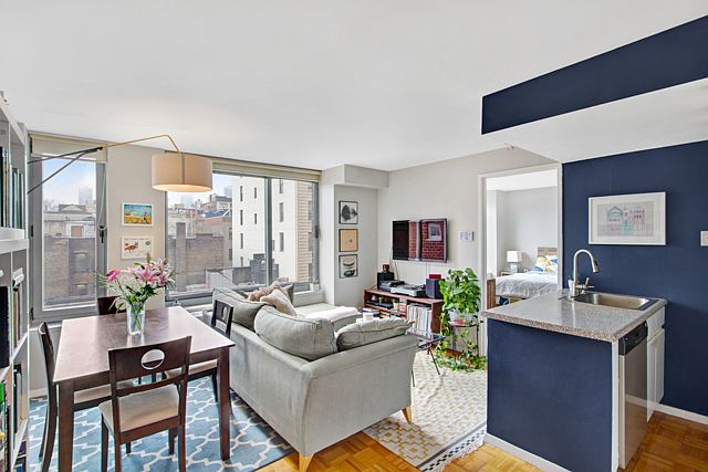 1st image of 270 W 17th St APT 6F
