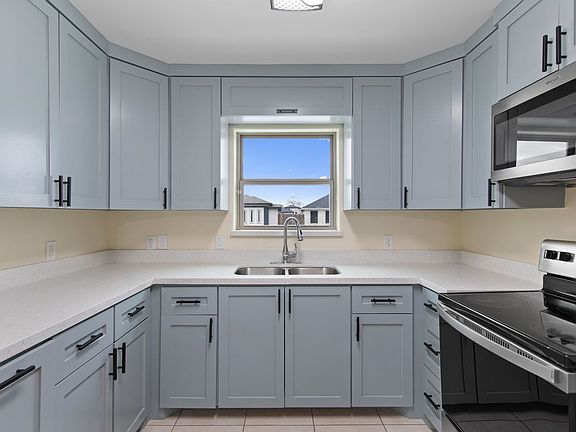 4th image of 634 Marrs Ave #B