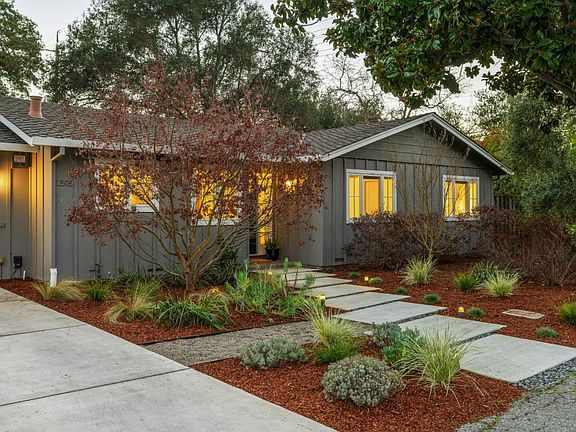 2nd image of 1395 Delfino Way
