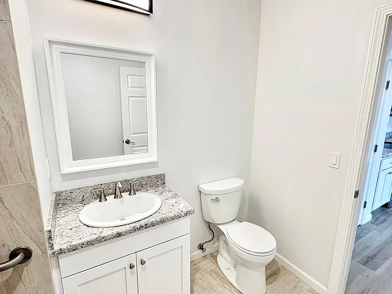 337 Main St #11A — Photo 6