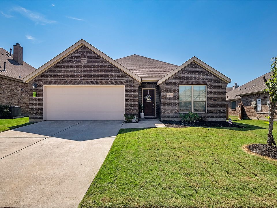 1st image of 1008 Rose Garden Dr