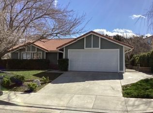 4660 Grandview Dr, Palmdale, CA 93551