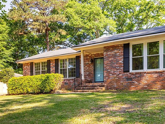 5th image of 4027 Savannah Dr