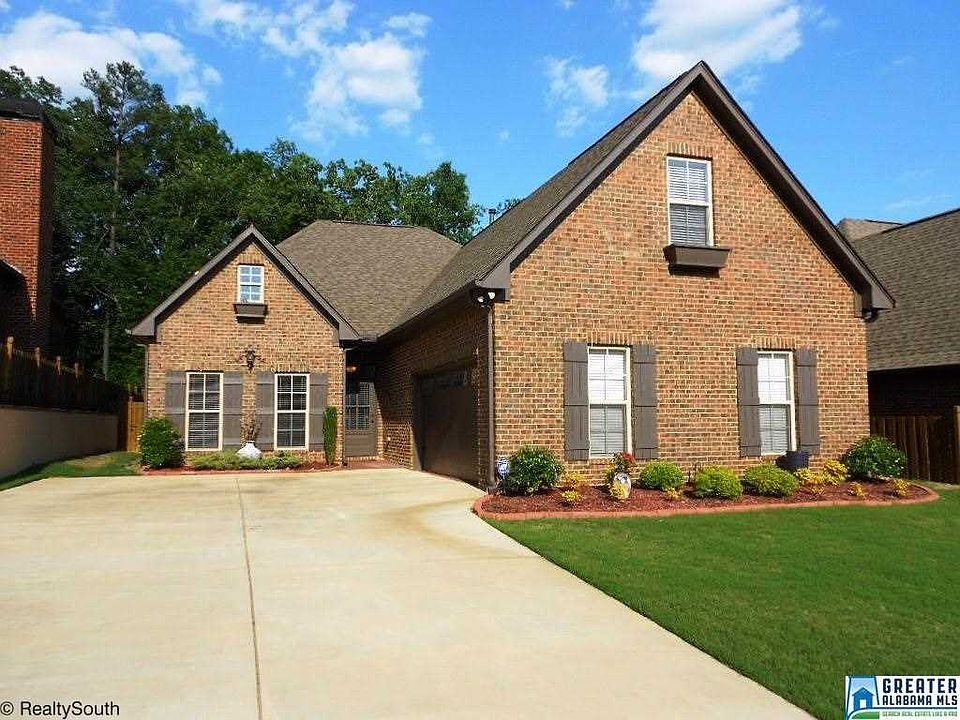 2nd image of 815 Bainbridge Way