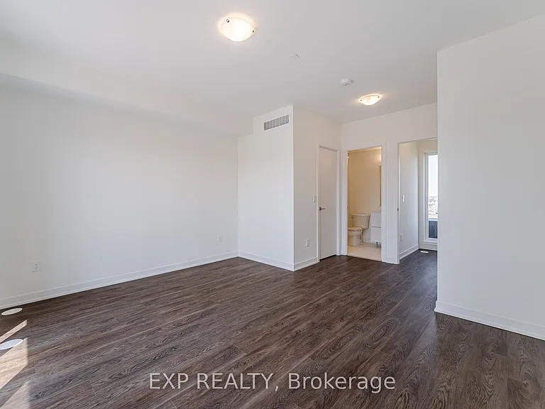 9 Steckley House Ln #511 — Photo 37