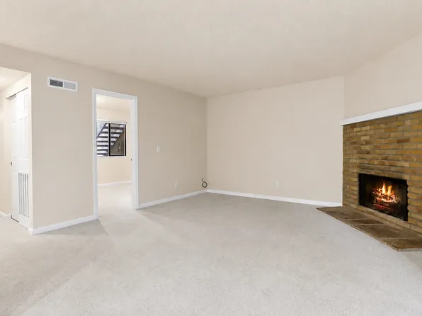 14331 124th Ave NE APT C33, Kirkland, WA 98034