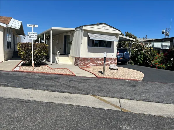 18 Maple Via #18, Anaheim, CA 92801