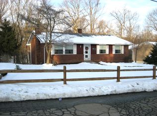 613 Stoneridge Dr, Allison Park, PA 15101