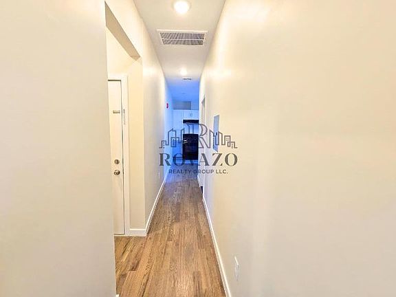 3rd image of 65 S Harrison St #17