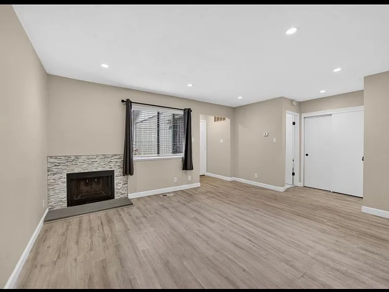 4549 Melody Dr — Photo 9