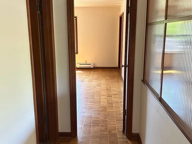 Magnolia Court — Photo 7