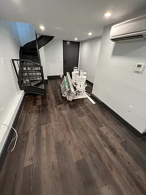 Rented by Delmark Realty LLC | media 23